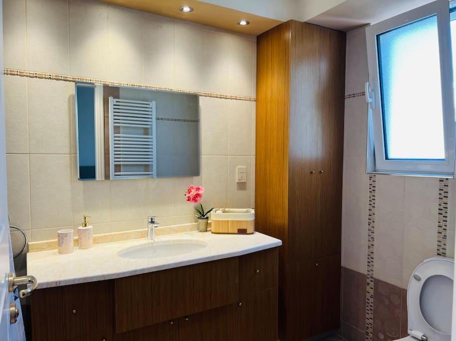 Rare Seaview Penthouse In Paleo Faliro Lägenhet Aten Exteriör bild